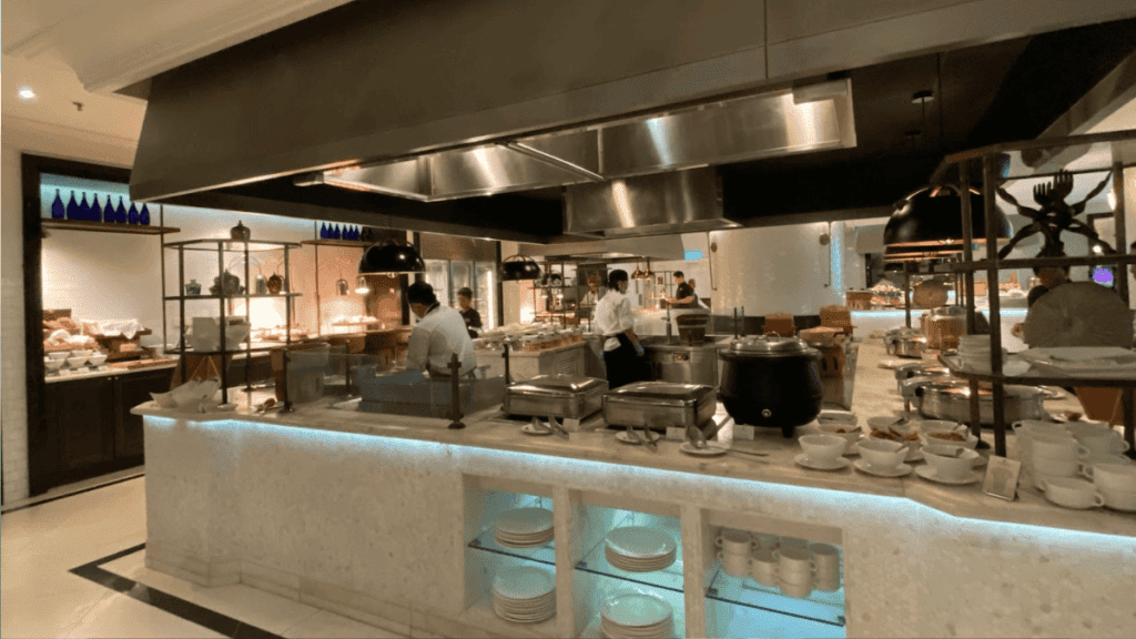 The Ritz-Carlton Kuala Lumpur Hotel Breakfast at The Cobalt Room MSN