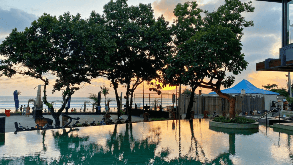 Beach View Sunset Infinity Pool - SugarSand Hotel Indigo Bali Seminyak Beach Indonesia MSN