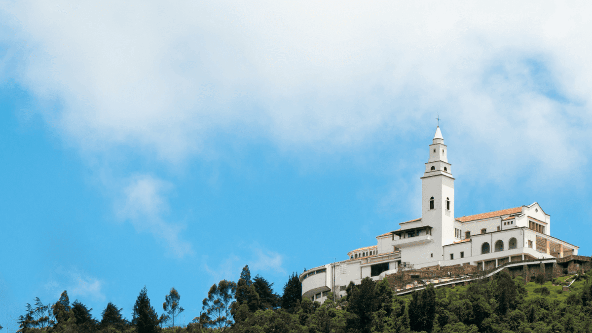 How To Climb The Blessed Cerro de Monserrate Bogota