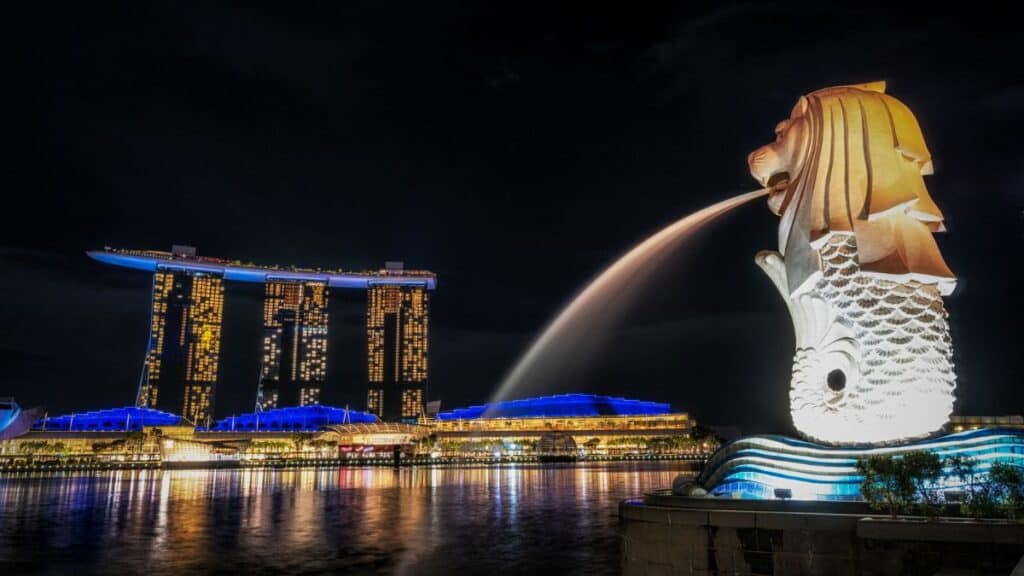 Merlion fountain in the famous merlion park Stock