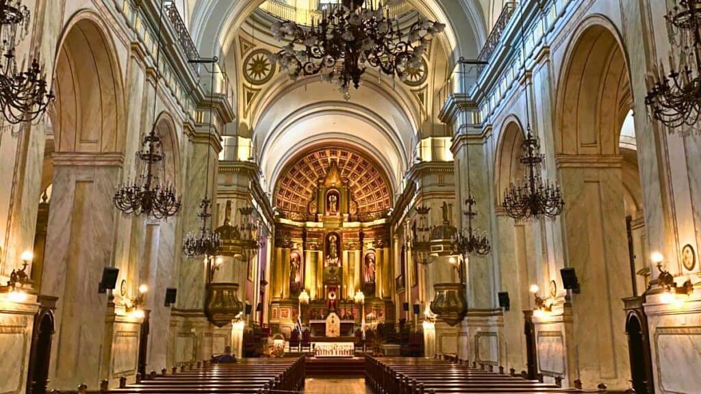 Montevideo Metropolitan Cathedral - Catedral de la Inmaculada Concepción y San Felipe y Santiago de Montevideo - Uruguay