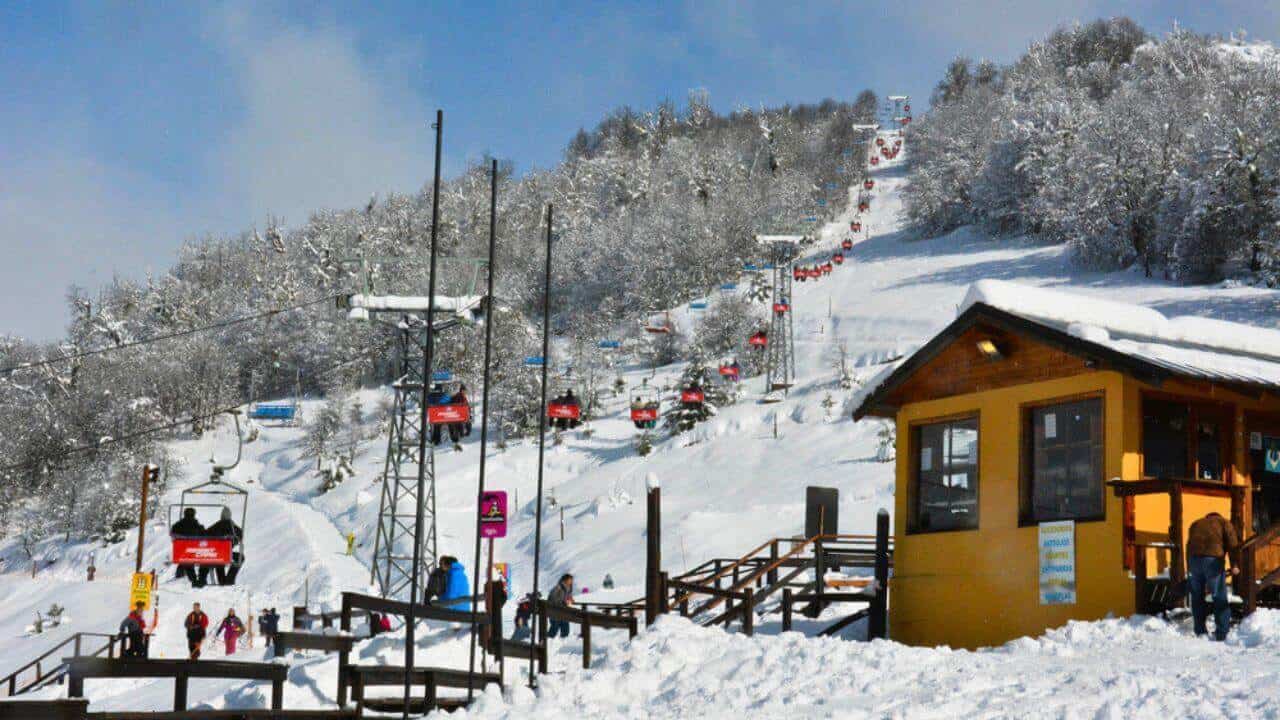 23 Things To Do in Bariloche Argentina - A Guide to the Best Activities & Attractions Stock