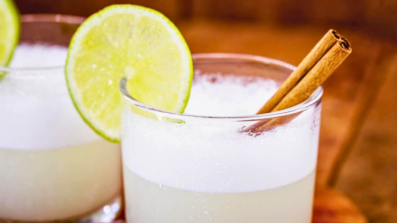 Pisco Sour Cocktail Drink Stock