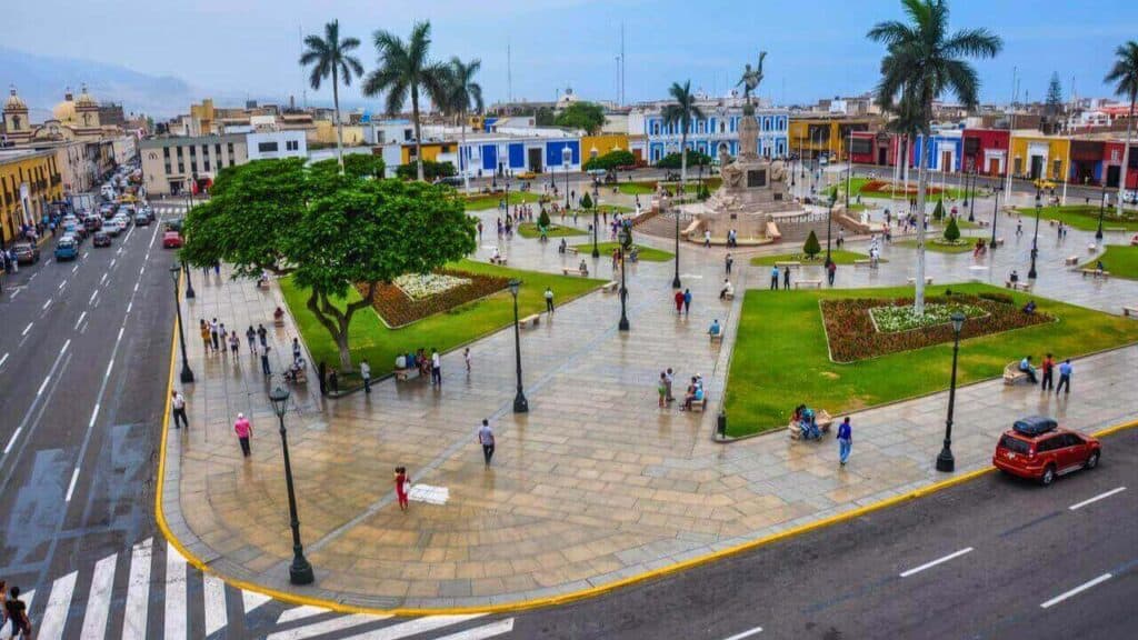 Plaza de Armas, Trujillo, Peru — Stock