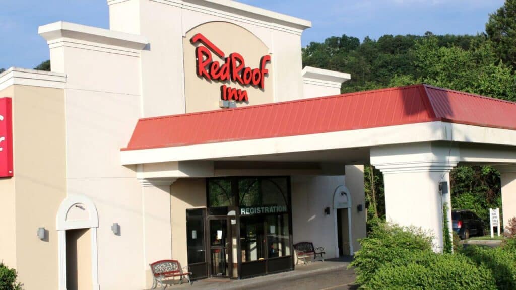 Red Roof Inn Stock