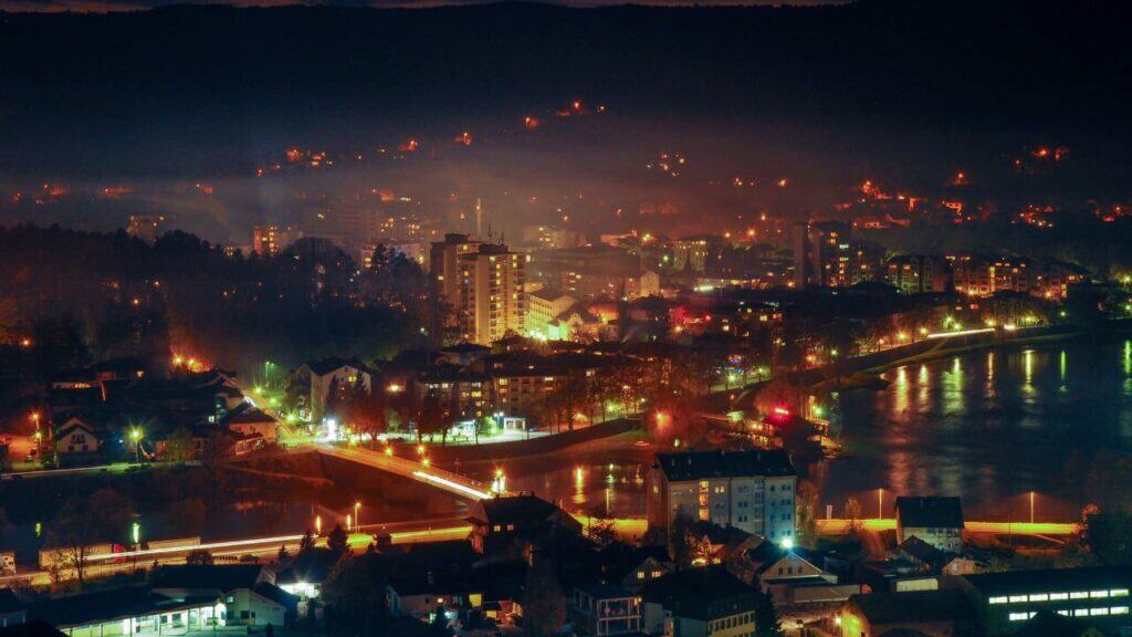 Novi Grad at night