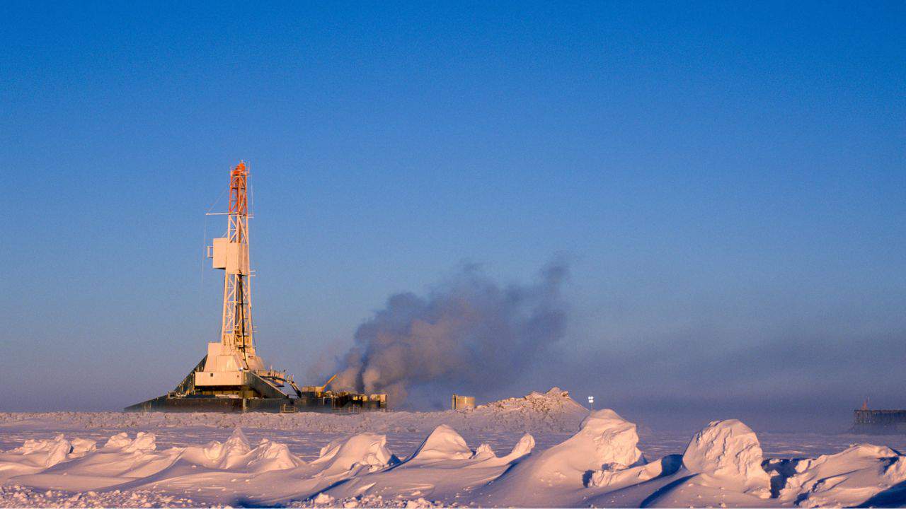 Oil Rig Tuktoyaktuk Canada