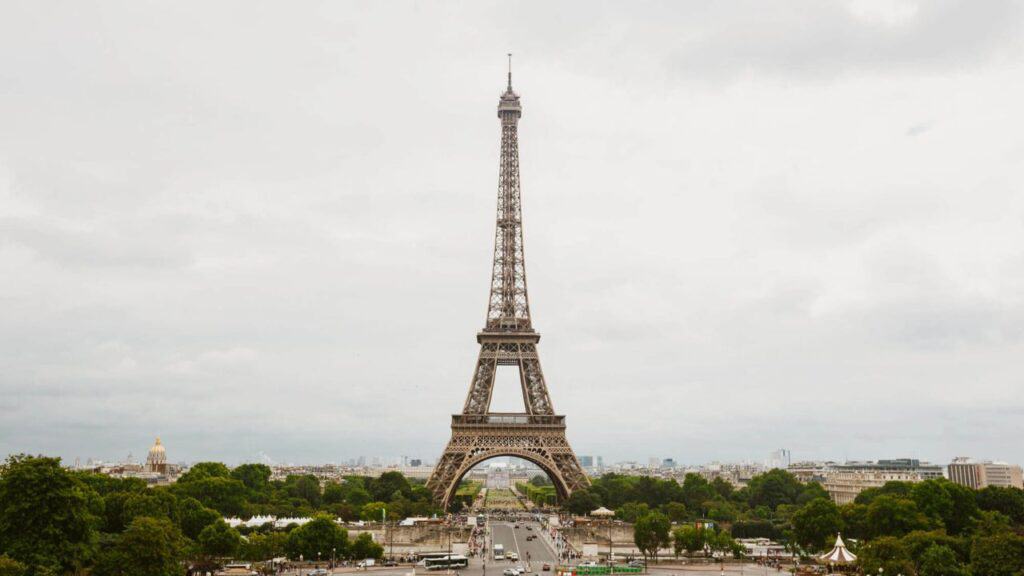 Skyline view of Paris, France and its iconic Eiffel Tower.